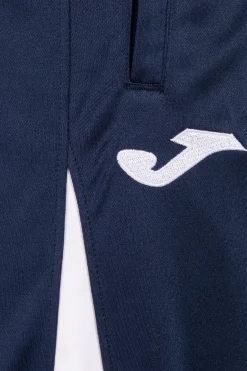 Short holgado tejido ligero