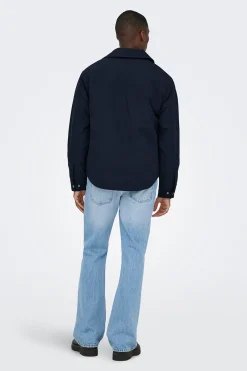 Sobrecamisa manga larga.