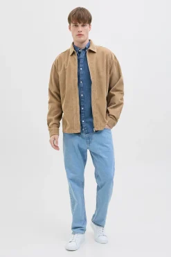 Sobrecamisa regular fit corderoy