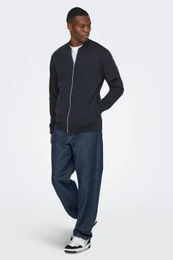 Sudadera estilo bomber.