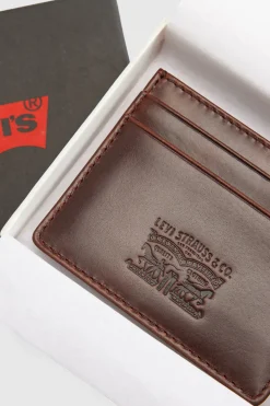 Tarjetero Levis&reg;