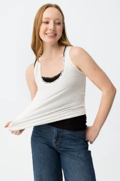 Top ajustado sin mangas