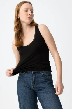 Top ajustado sin mangas