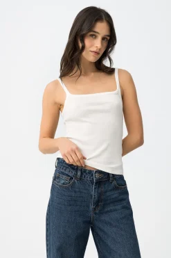 Top ajustado tirantes