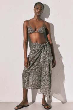 Top bikini triangular animal print