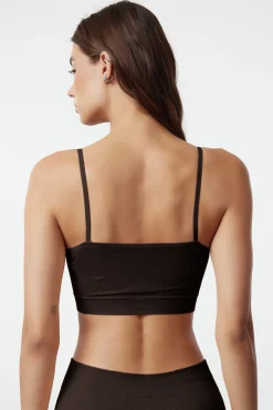 Top deportivo tirantes