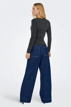 Top fruncido manga larga