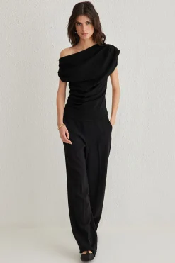 Top manga corta asim&eacute;trico