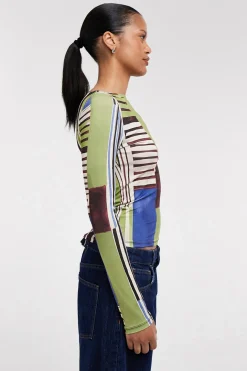 Top manga larga estampado