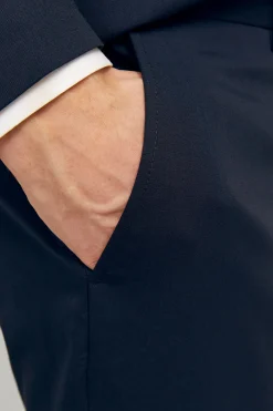 Traje completo de sarga