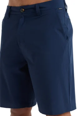 Traje de ba&ntilde;o logo