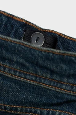 Vaquero cargo ni&ntilde;o