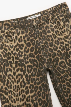 Vaquero de corte recto