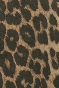 Vaquero de corte recto