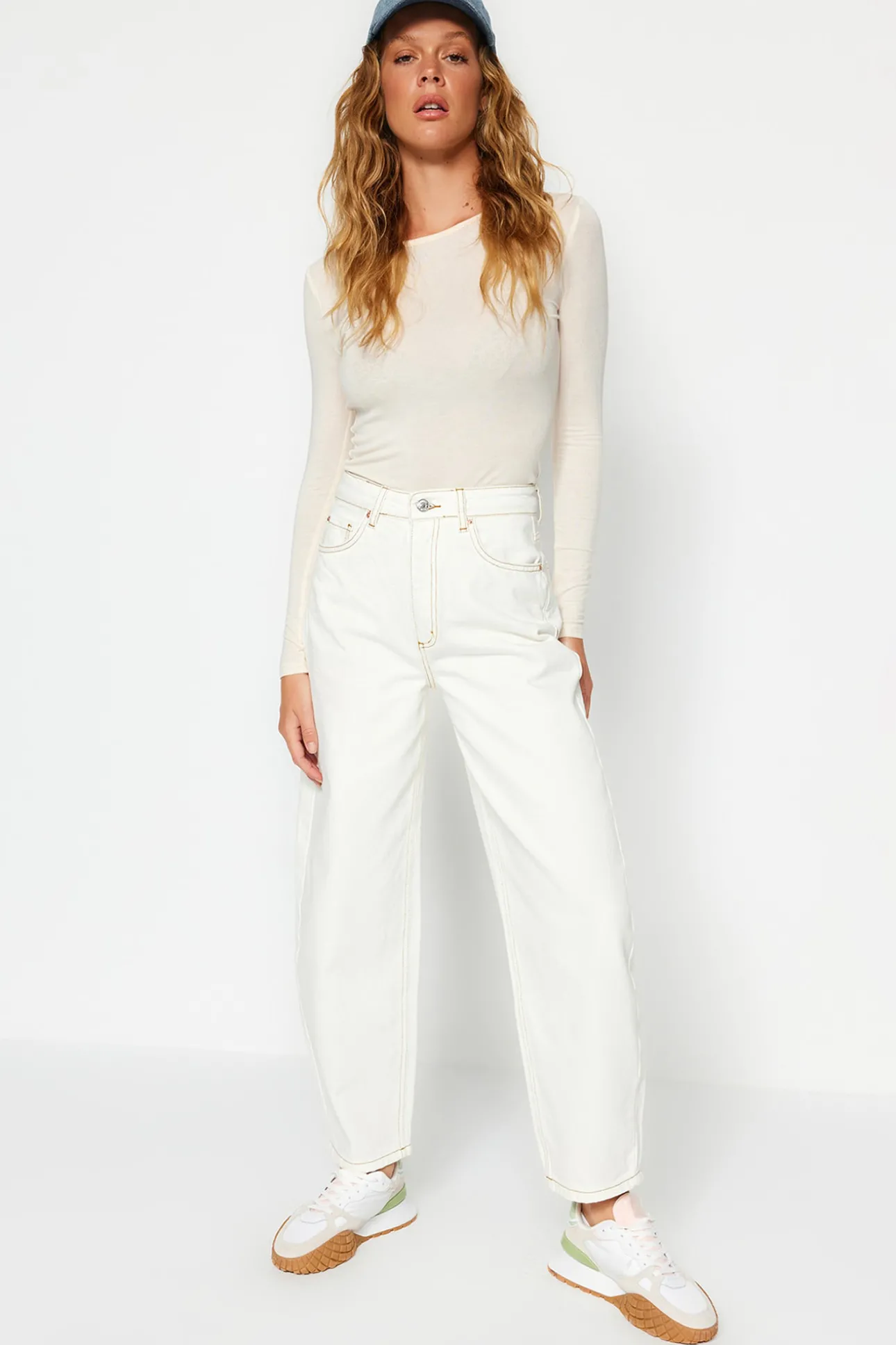 Vaqueros tipo barrel