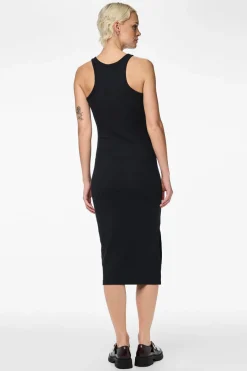 Vestido ajustado de tirantes