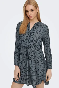 Vestido camisero corto