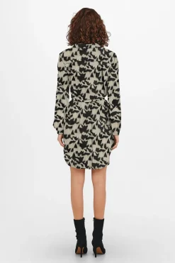 Vestido corto camisero