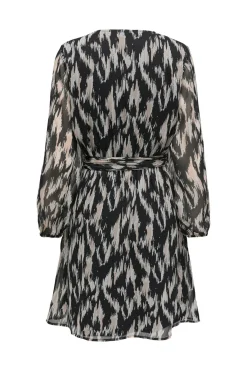 Vestido corto de gasa