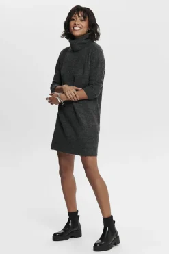 Vestido corto de punto