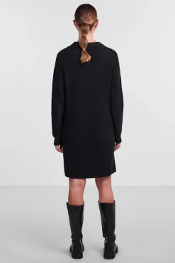 Vestido corto de punto