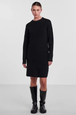 Vestido corto de punto