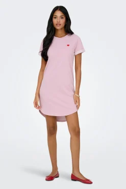 Vestido corto detalle bordado