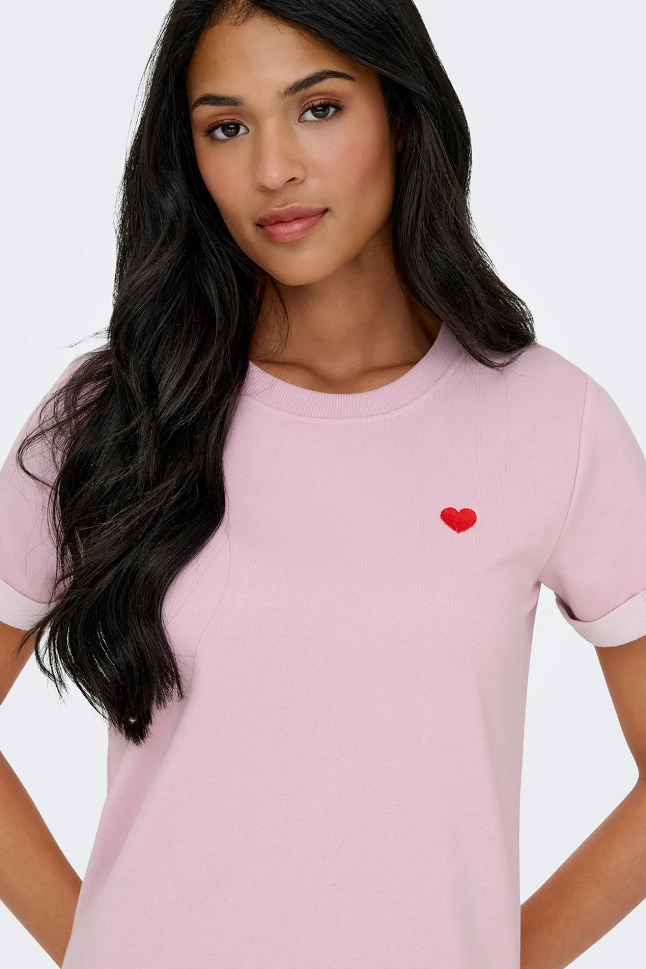 Vestido corto detalle bordado