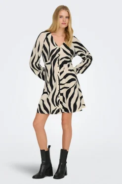 Vestido corto estampado floral