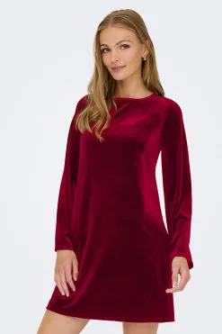 Vestido corto terciopelo