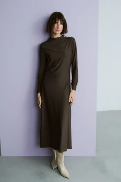 Vestido largo botones dorados