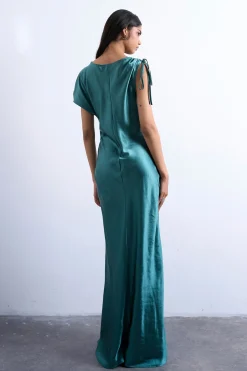 Vestido largo de manga corta