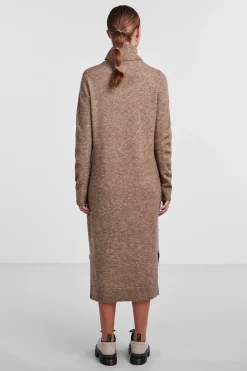 Vestido largo de punto