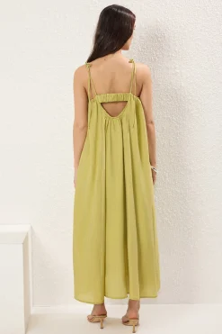 Vestido largo de tirantes