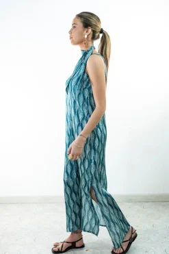 Vestido largo escote pico