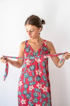 Vestido largo escote pico