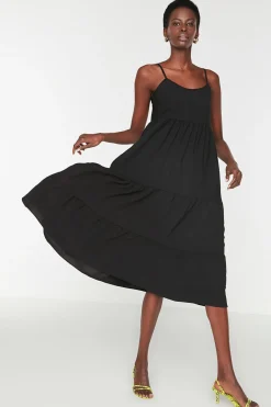 Vestido midi tirantes