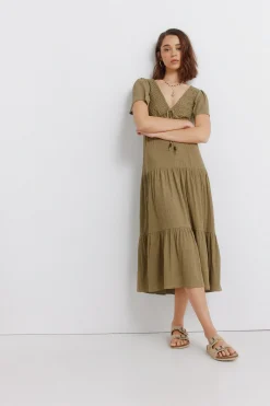 Vestido midi volantes