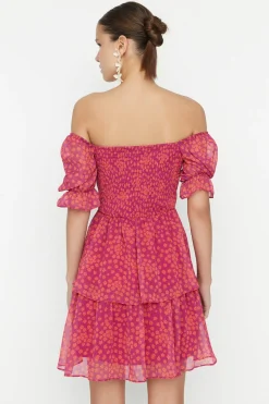 Vestido mini con escote