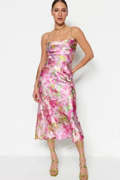 Vestido satinado estampado