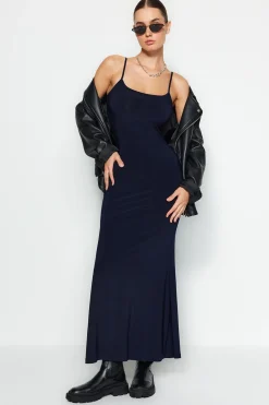 Vestido tubo de punto largo