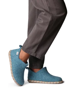 Zapatilla Abotinada Para Mujer En Fieltro