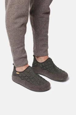 Zapatilla Para Hombre En Fieltro Y Tejido Acolchado