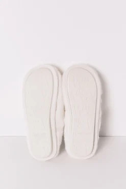 Zapatillas casa mercedita pelo blancas