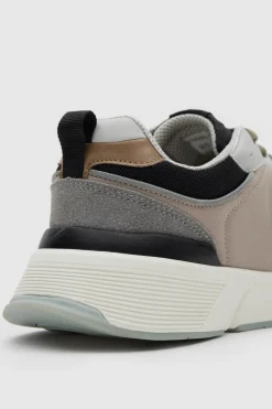 Zapatillas casual rejilla