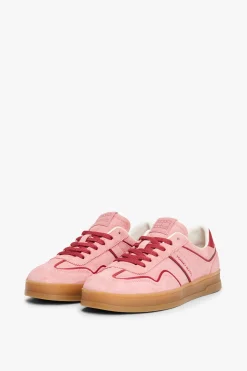 Zapatillas de mujer de serraje en color rosa de Tommy Jeans.