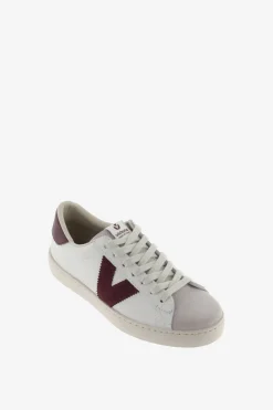 Zapatillas de piel Victoria Berl&iacute;n con piezas en contraste y puntera de serraje