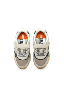 Zapatillas deportivas estilo urbano