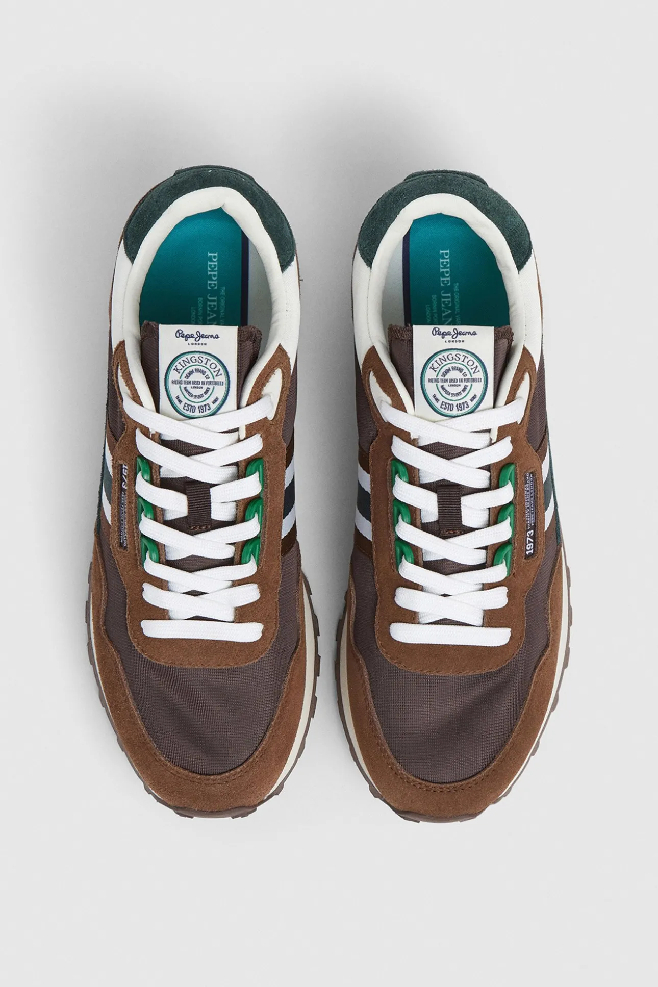 Zapatillas Running Con Detalles En Ante