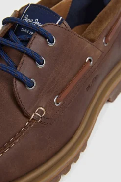 Zapatillos casuales de piel